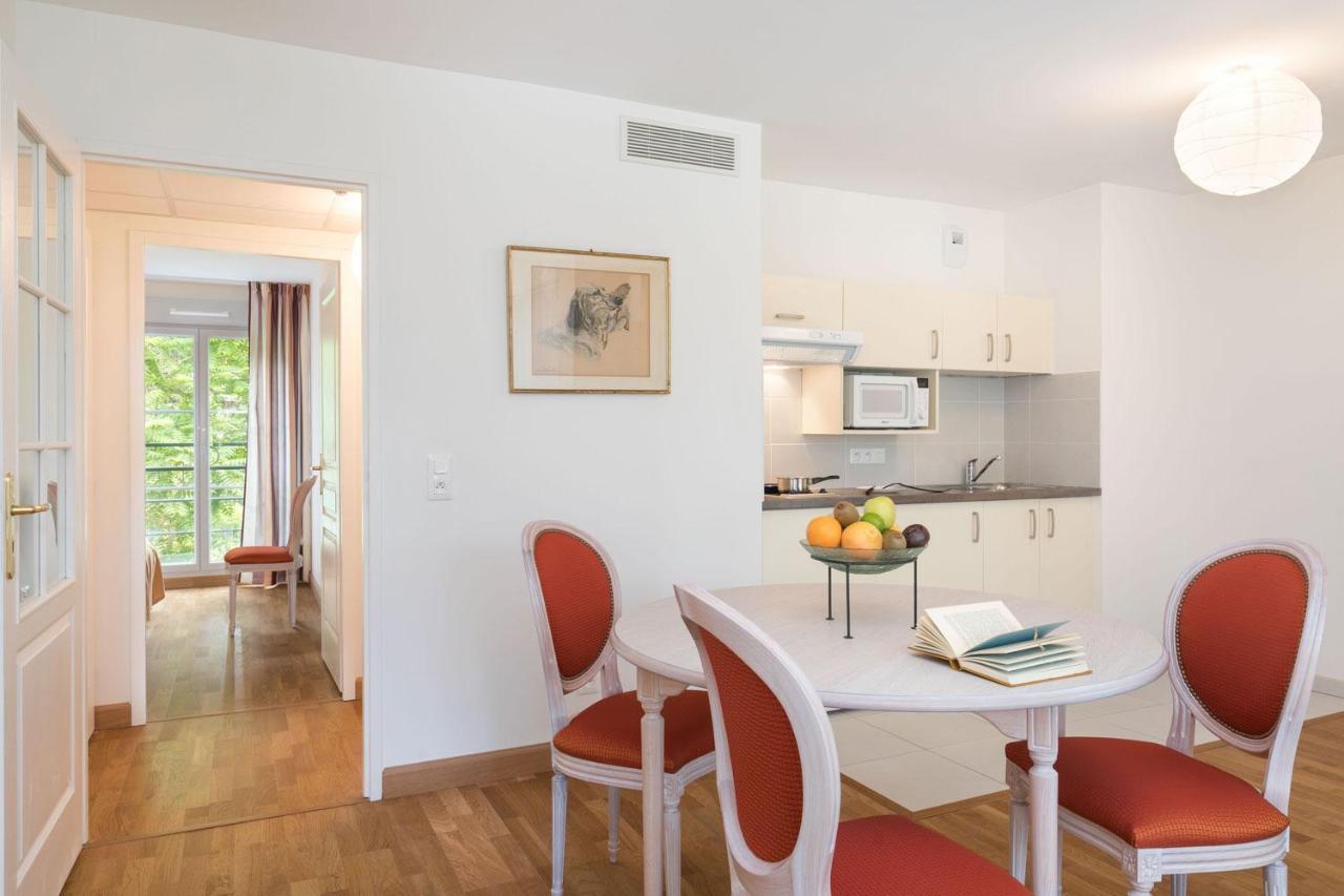 Medicis Home Paray Le Monial Exterior photo